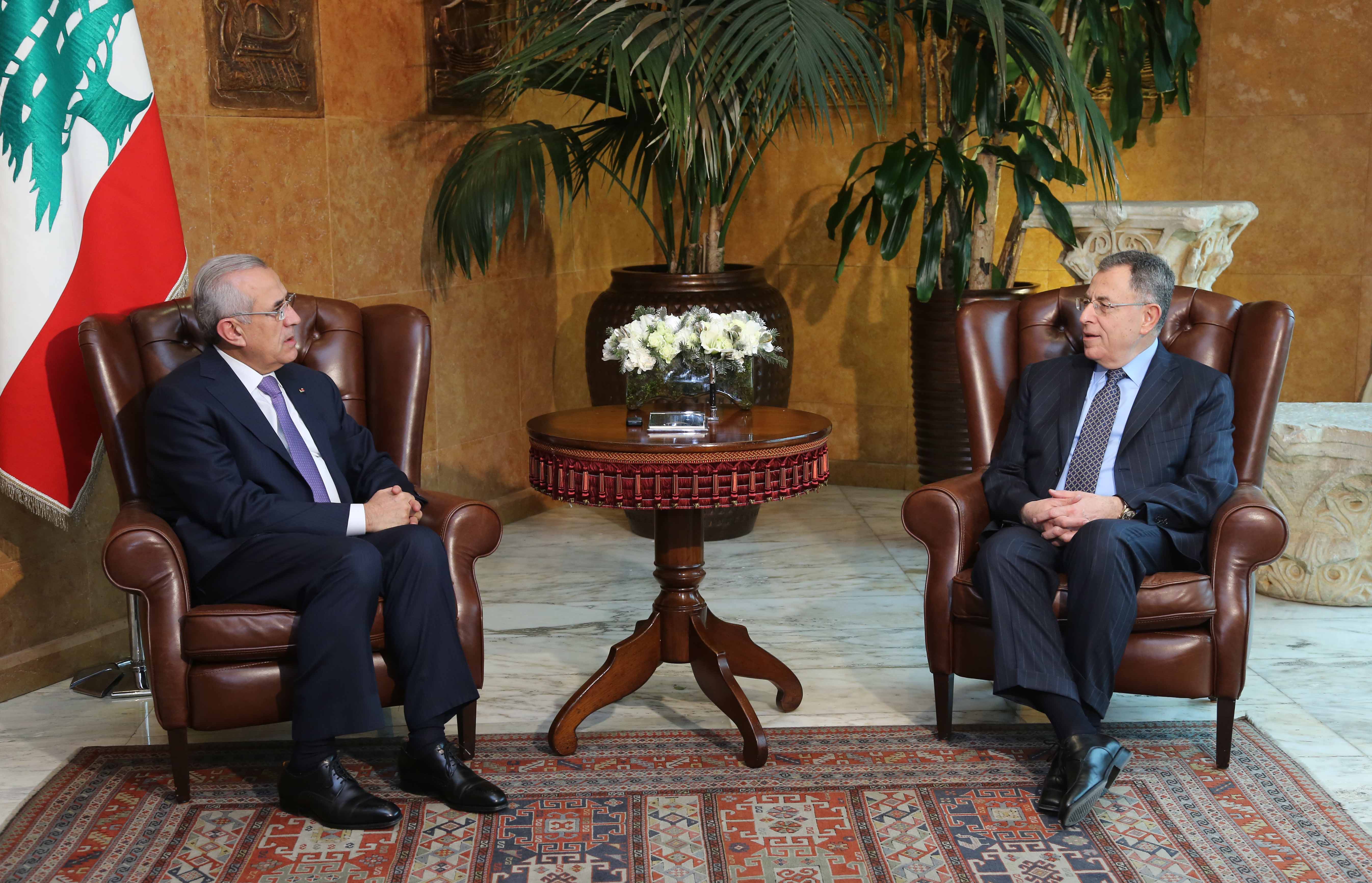 الرئيس سليمان مستقبلا الرئيس فؤاد السنيورة 